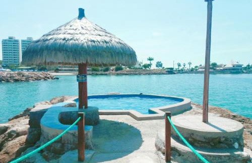 Salinas Apartamento | Acogedor departamento con playa privada