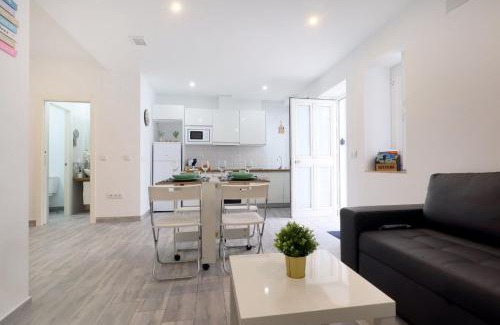 Distrito Sur Apartamento | Acogedor LOFT en Bajo CENTRICO CON PARKING WIFI