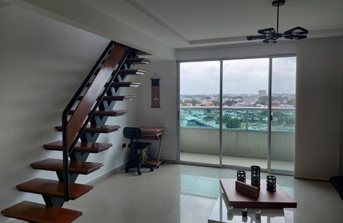Juan Montalvo Apartamento | Acogedor y moderno loft con vista a la ciudad