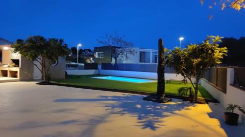 Vilanova I la Geltru Casa | Acogedora casa con piscina y 3 dormitorios