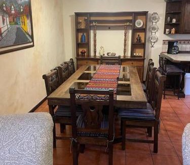San Juan del Obispo Casa | Acogedora casa con firepit