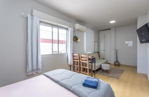 Cidade Baixa Apartamento | Aconchegante e ensolarado!