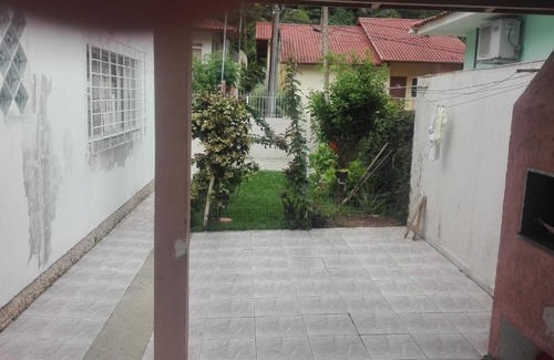 Coqueiros Apartamento | Aconchegante Kitnete 1 dormitorio ,100. m do mar Florianopolis