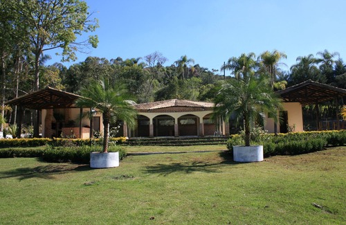 Mogi das Cruzes Casa | Aconhego, tranquilidad y diversión para adultos y niños con la naturaleza.