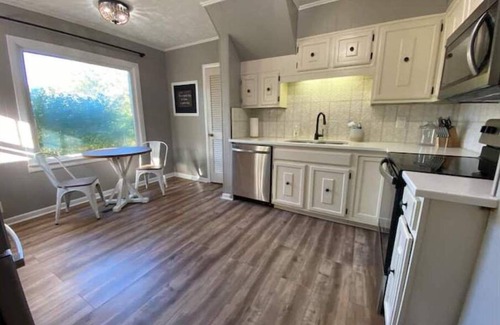 Lewisburg Casa | Acorn Acres- Sleeps 8, 2 Baths