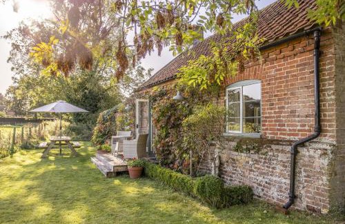 Aldborough Casa | Acorn Cottage