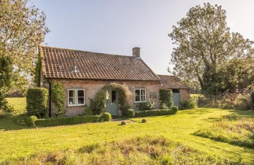 Aldborough Casa | Acorn Cottage
