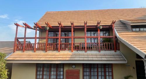 Hillcrest Apartamento | ACORN STUDIO Fully equipped Studio with kids loft