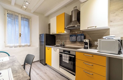 Intra Apartamento | Acquaviva Apartment - Intra - Verbania - Air conditioning and Wi-Fi