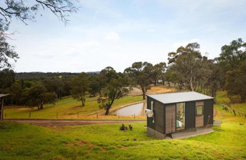 Kangaroo Ground Casa | Acre Away by Tiny Away