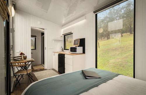 Kangaroo Ground Casa | Acre Away by Tiny Away