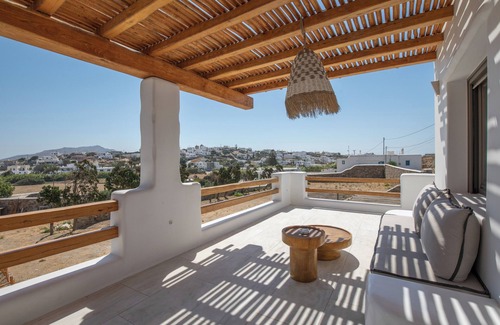 Ano Mera Apartamento | Acres Jade Apartment