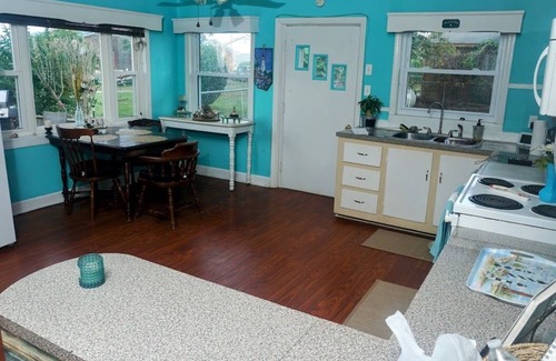 Durants Neck Cabaña | Across from the Albemarle Sound. 4-bedroom cottage in Roper, NC. Pet friendly