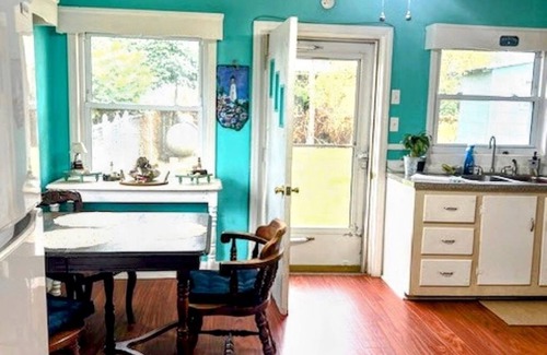 Durants Neck Cabaña | Across from the Albemarle Sound. 4-bedroom cottage in Roper, NC. Pet friendly