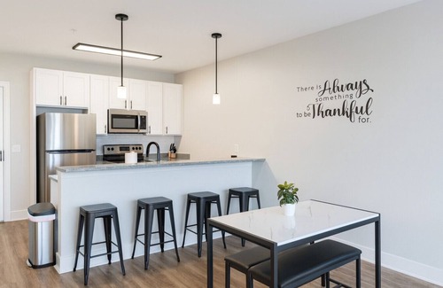 Glen Iris Apartamento | 🎓Across from UAB | Spacious 2BR Retreat 2nd