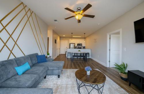 Glen Iris Apartamento | Across from UAB Spacious 2BR Retreat 2nd