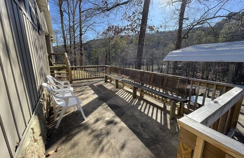 Drasco Casa | Across the street from Greers Ferry Lake, very quiet area.