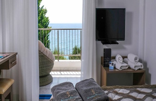 Elia Nikitis Villa | Villa ∙ 2 habitaciones ∙ 4 personas