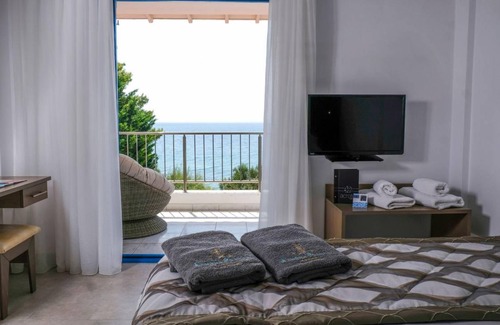 Elia Nikitis Villa | Villa ∙ 2 habitaciones ∙ 4 personas