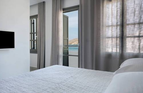 Ios Town Hotel | Acteon Hotel