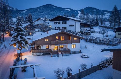 Maria Alm am Steinernen Meer Chalet De Esquí | Active Chalet