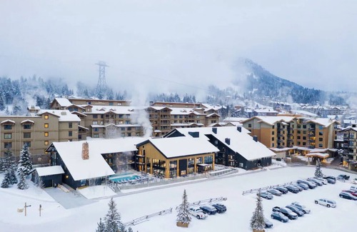 Teton Village Hotel | Active Getaway Lodge w/ Premier Mountain Access & Hot Tub Relaxation