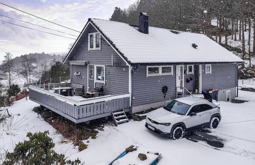 Flekkefjord Casa | Alojamiento de 6 habitaciones en Flekkefjord