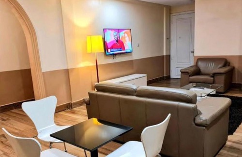 Kumasi Apartamento | AD Courts