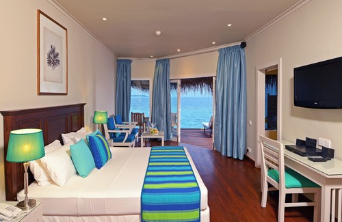 Rannalhi Hotel | Adaaran Club Rannalhi - 45 Minutes away from Male by Speedboat