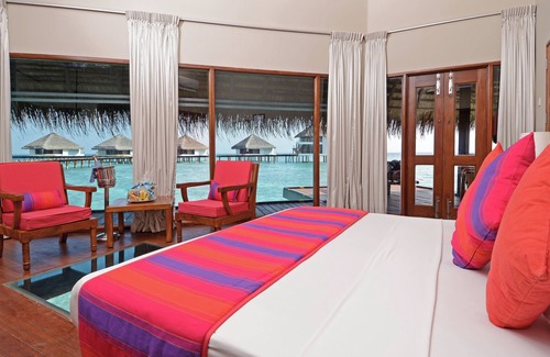 Rannalhi Hotel | Adaaran Club Rannalhi - 45 Minutes away from Male by Speedboat