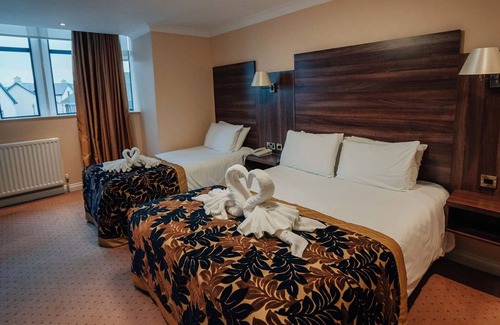 Lisnagunogue Hotel | Adair Arms Hotel