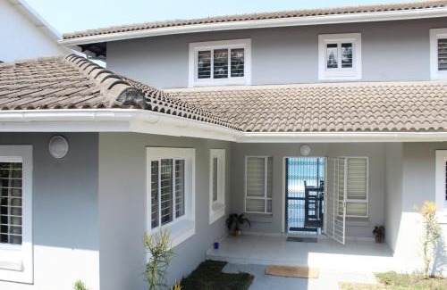 Tinley Manor Casa | Adam Legacy Beach Villa, Tinley Manor