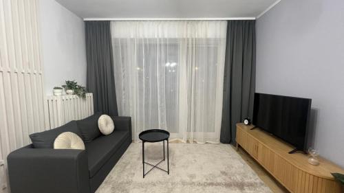 Tractorul Apartamento | Adam's Place