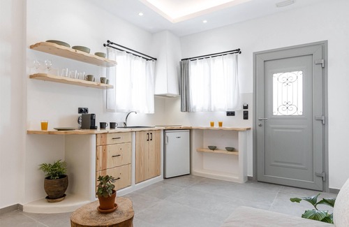 Naxos Town Casa | Adama's Suites
