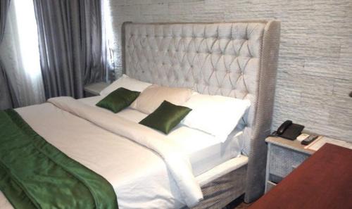 Gwarinpa Estate Cabina | Adanma Hotel and Suites
