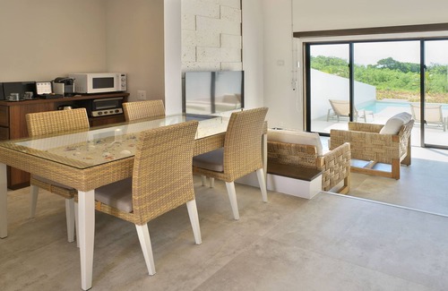 Motobu Villa | ADANRESORT LANA Villa Suite