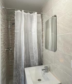 Bourgeonniere-Petit Port Apartamento | Adar 01