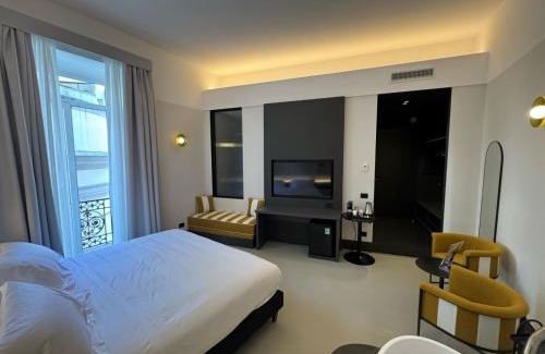 Naples City Centre Casa | AdAram Suites