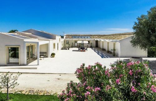 Syracuse Hotel | Addauro Resort