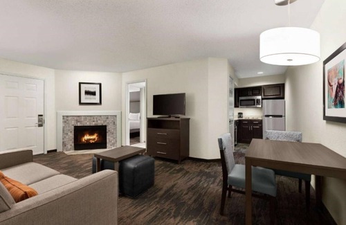 Addison Casa | Addison, TX Hotel near Dallas attractions