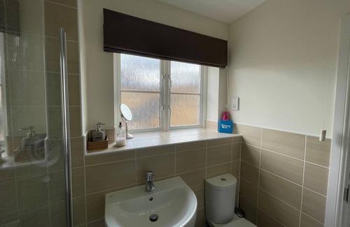Runnymede Apartamento | Addlestone - Stylish / Modern - Two Bedroom (Two Bathroom) Apartment