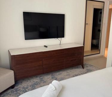 Sharm Apartamento | Address Beach Resort Fujairah Apartment by Blue World - 5