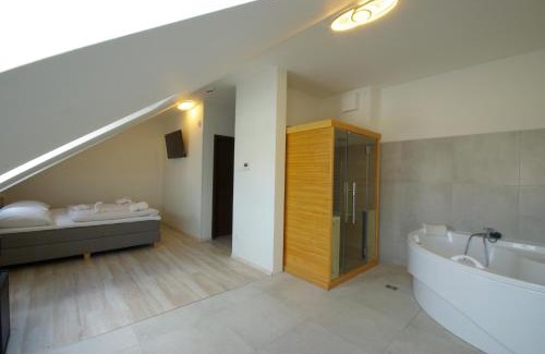 Karlin Hotel | Adeba Plus