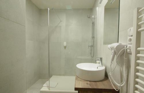 Karlin Hotel | Adeba Plus