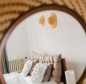 Modra Apartamento | Adela & Ľudovít - 2 charizmatické apartmány v centre Modry nielen pre svadobných hostí