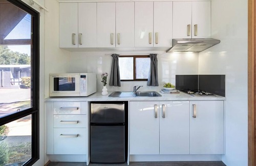 Hackney Otro | Adelaide Caravan Park