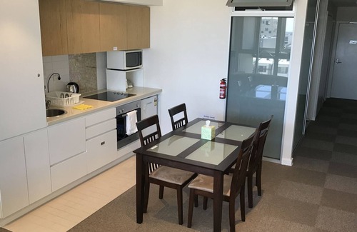Adelaide Central Business District Apartamento | Cómodo apartamento moderno de CBD