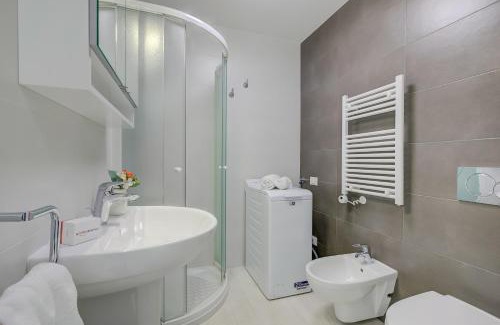 Alassio Apartamento | Adelasia 01 - Shared Pool and Parking - Happy Rentals