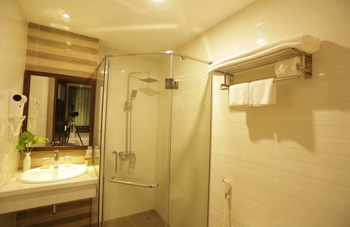 Trung Hoa Nhan Chinh Hotel | Adeline Hotel