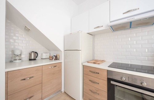 Vari-Voula-Vouliagmeni Apartamento | Adelos Maisonette Near Vouliagmeni Beach